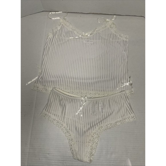 Darjeeling Lingerie cami and short set with lace and ribbon‎ accents sz Small - Picture 1 of 16